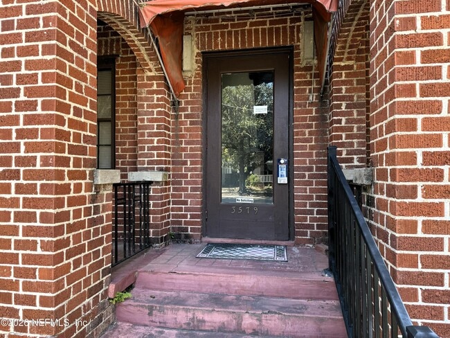 Photo - 3579 Herschel St Unidad 1