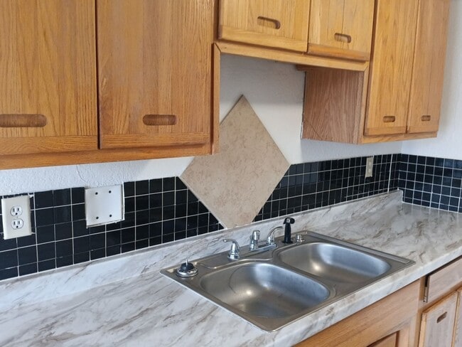 Building Photo - 221 Estancia Dr NW Unit C