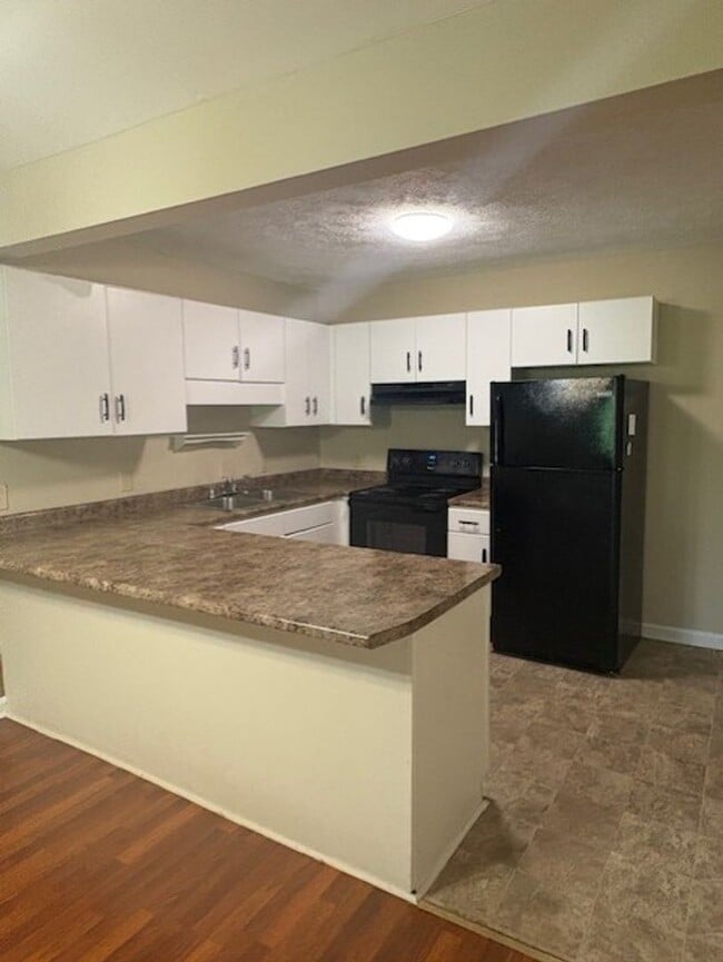 Photo - 3 bed, 2 bath condo COMING SOON Unidad ME-37