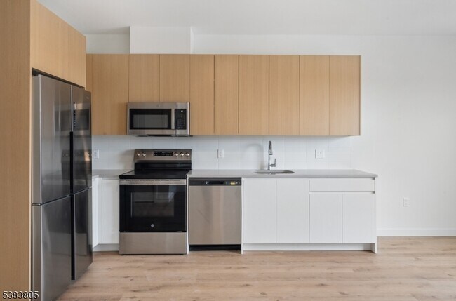 Photo - 431 Dr Martin Luther King Jr Blvd Unidad 524