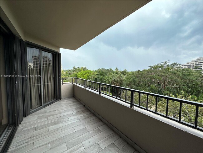 Photo - 201 Crandon Blvd Unidad 302