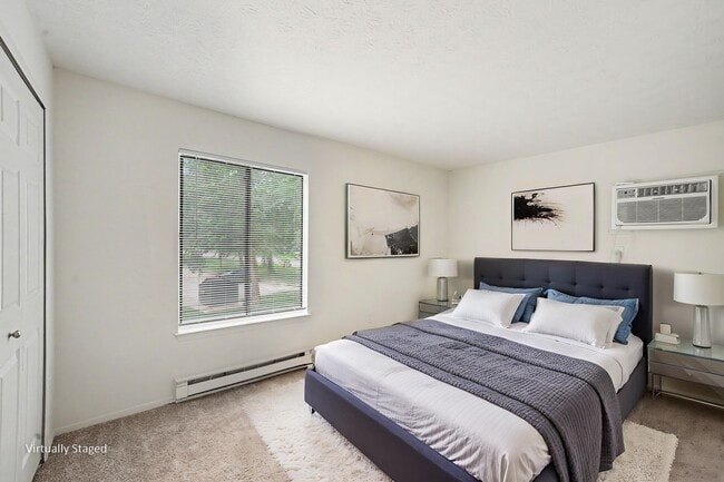 Photo - Eastgate Woods Apartments