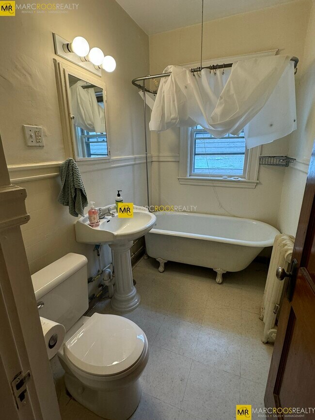 Photo - 15 Story St Unit 36