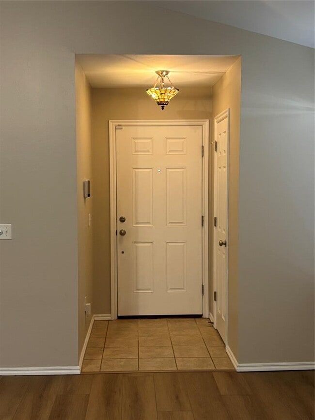 Photo - 3005 Grant Rd