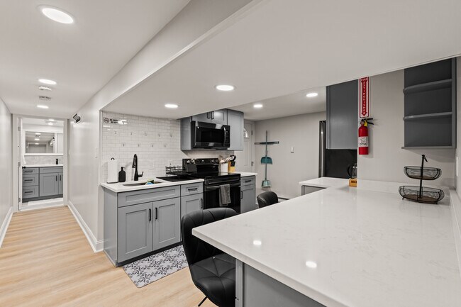 Kitchen - 613 Harvard St NW