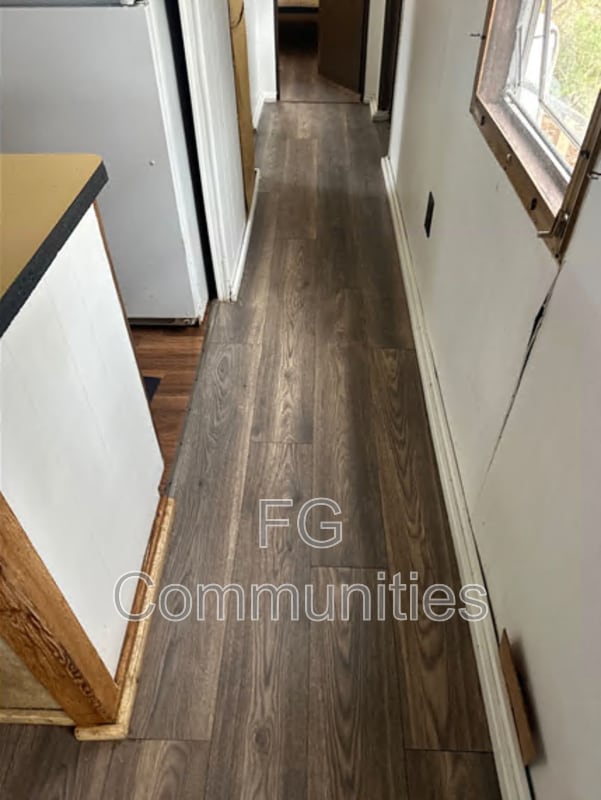 Photo - 123 Tuckaway Ln