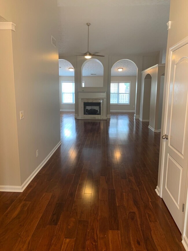 Photo - 1002 Simonton Glen Dr SE Casa