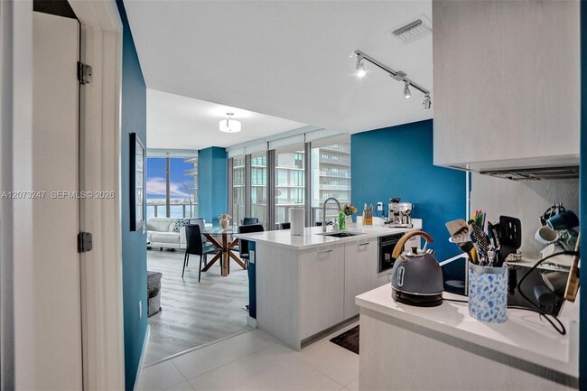 Photo - 501 NE 31st St Unit 3706