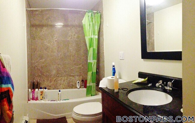 Photo - 1426 Commonwealth Ave Unidad B-2