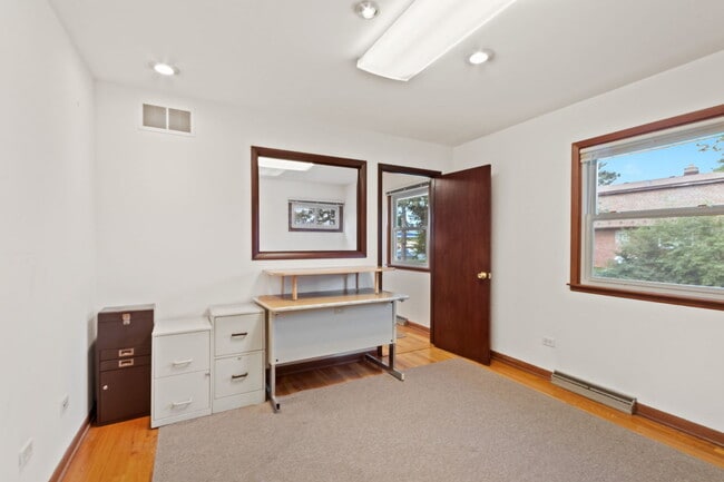 Photo - 123 E Ogden Ave