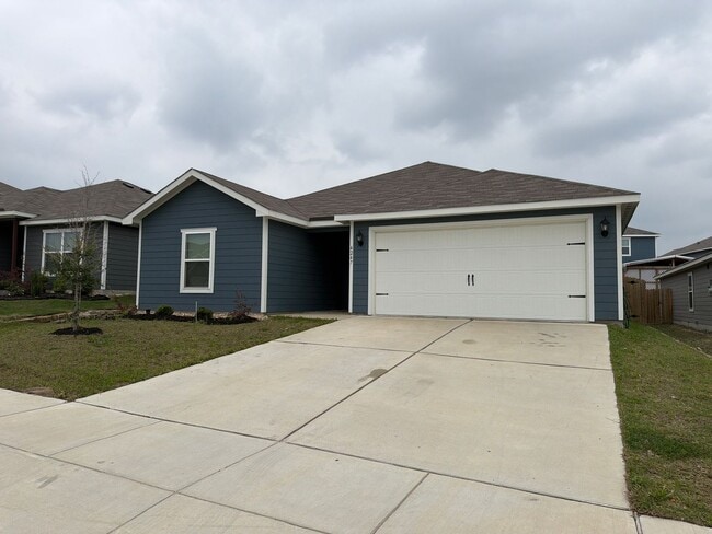Photo - 3 BR/2BA | Newer Construction  Spacious Single-Story  | Covered Patio |With Flex Room!