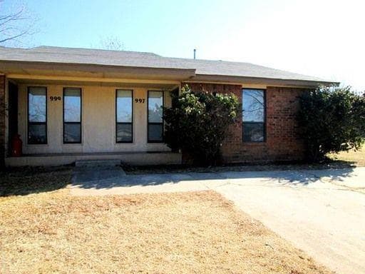 Building Photo - 997 N 5th St