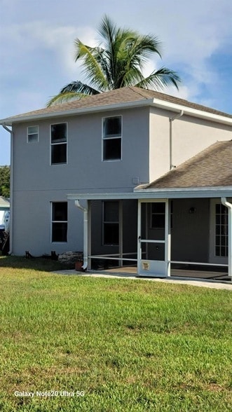 Photo - 2581 SE Jason Ave