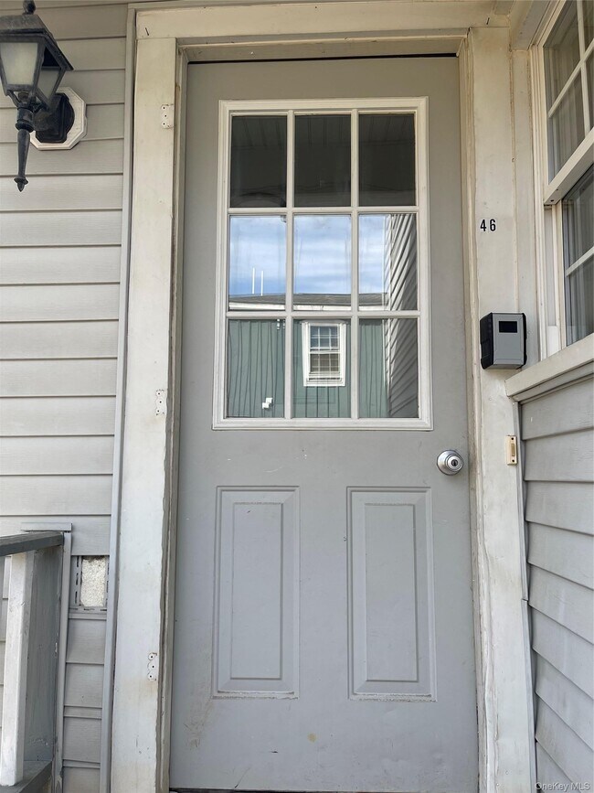 46 E Market St Unit B