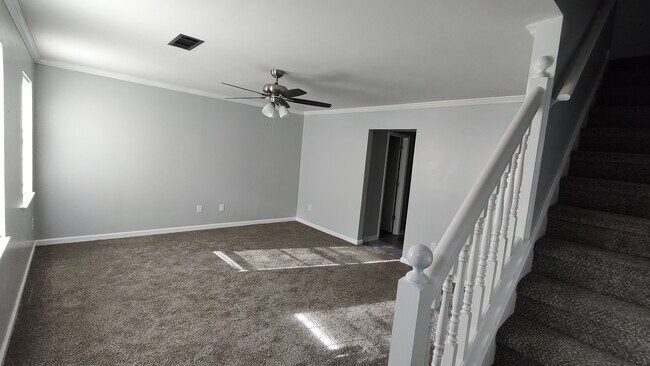 Photo - 3084 Parkside Ct
