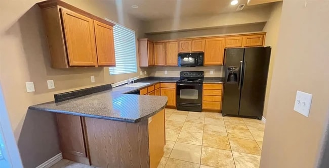Building Photo - 1611 W 3180 N Rental