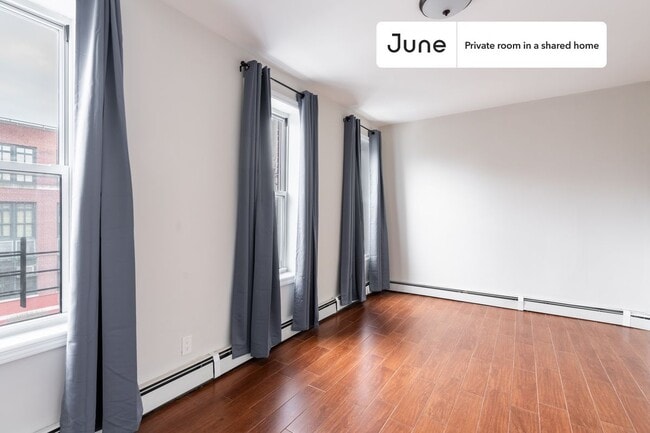 Photo - Room in Shared 3 bed/1 bath home Unit A