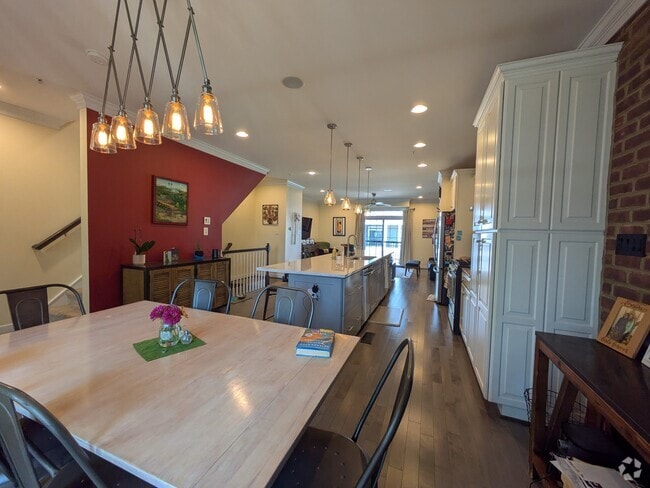 Building Photo - 4903 Settlers Market Blvd Rental