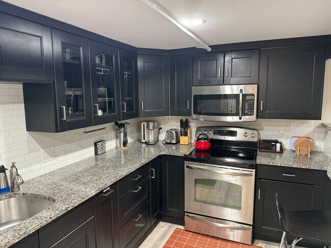 Photo - 171 Foster St Unit B