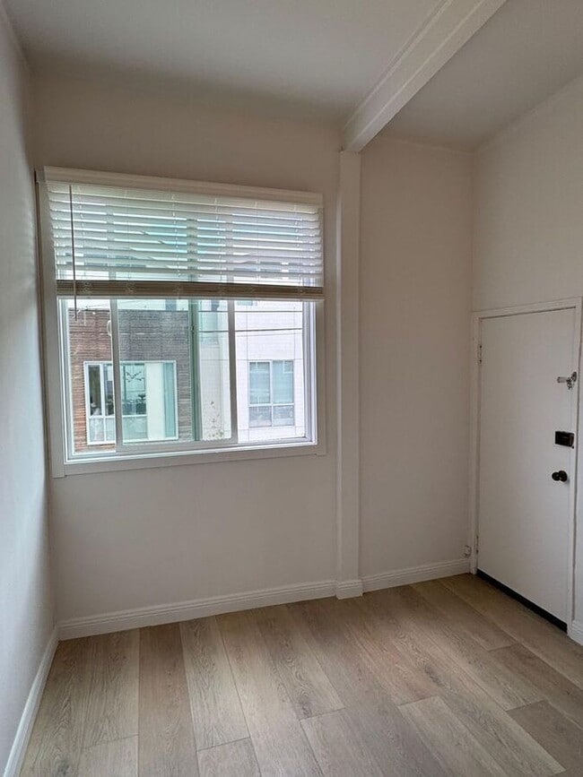 Photo - 169 Fair Oaks St Unit 09