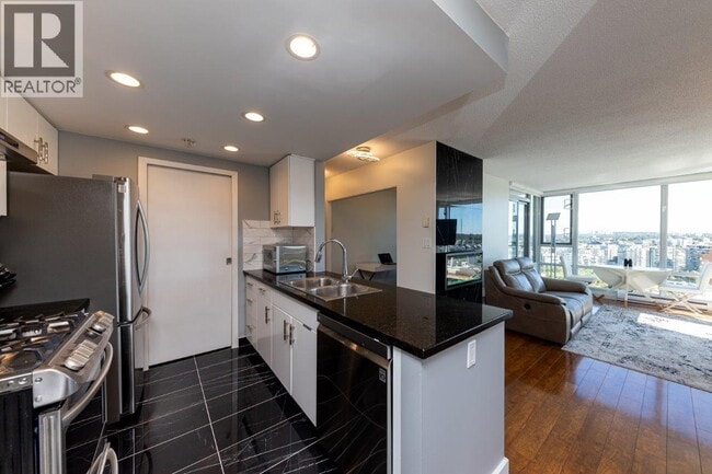 1033 Marinaside Crescent Unit 2905