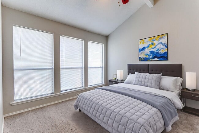 Photo - 2805 Meadow Park Dr Unit A