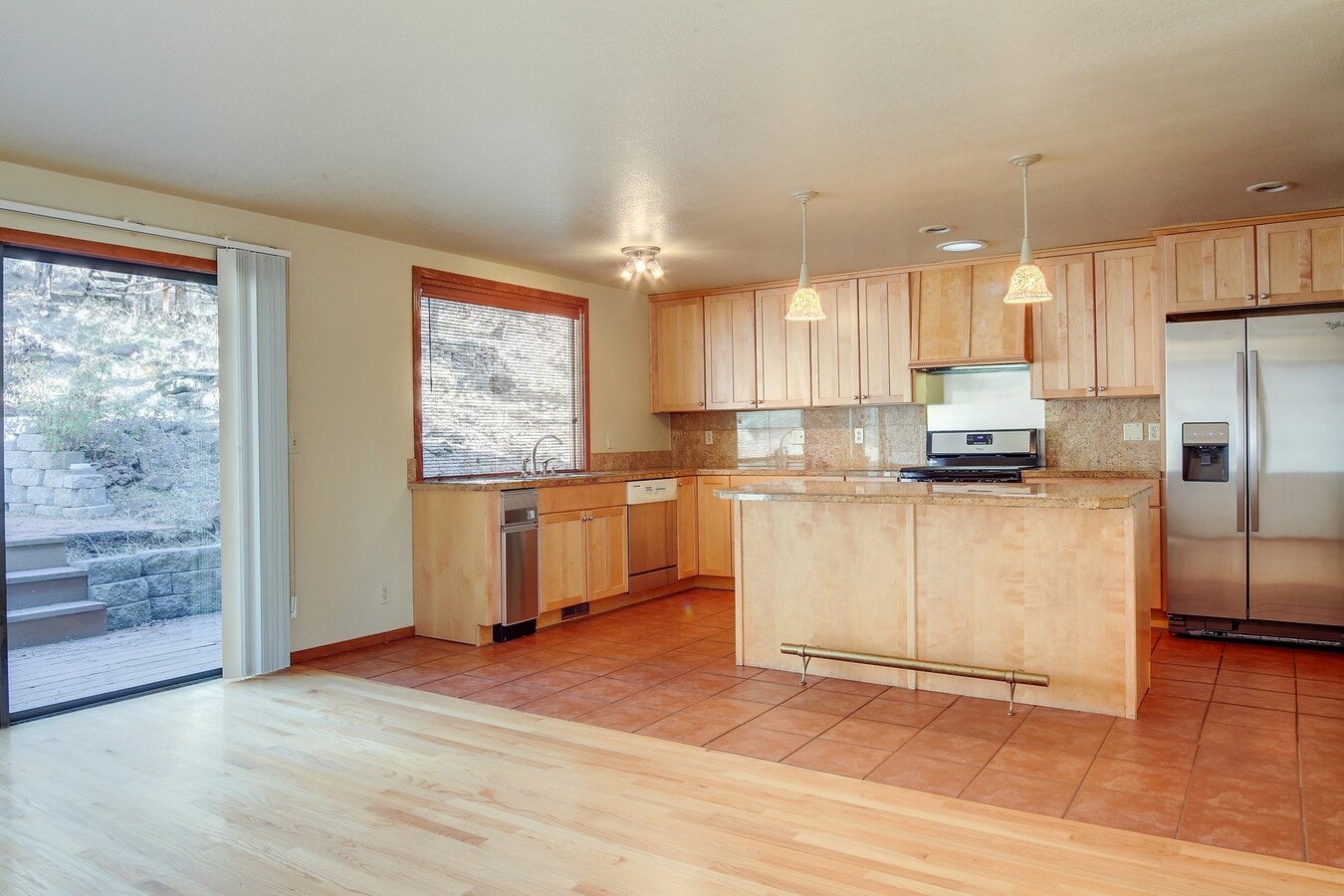Photo - 1806 SW Knoll Ave