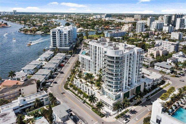 Photo - 401 N Birch Rd