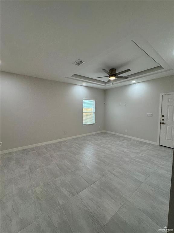 Photo - 13 Clarence Dr Unit 3