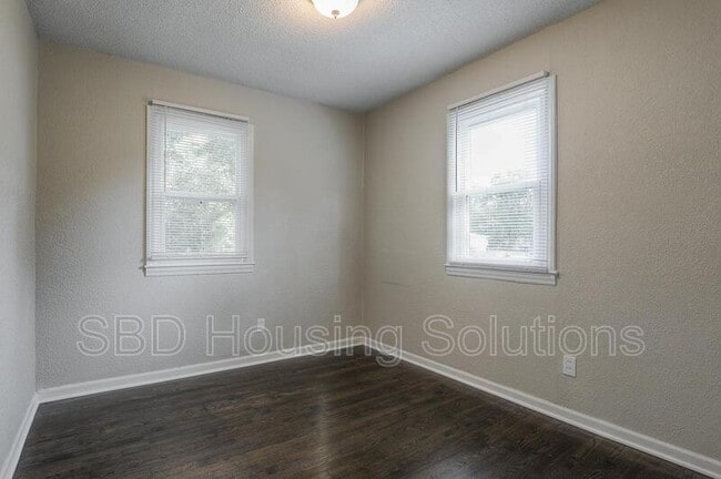 Photo - 17250 Montgall Dr