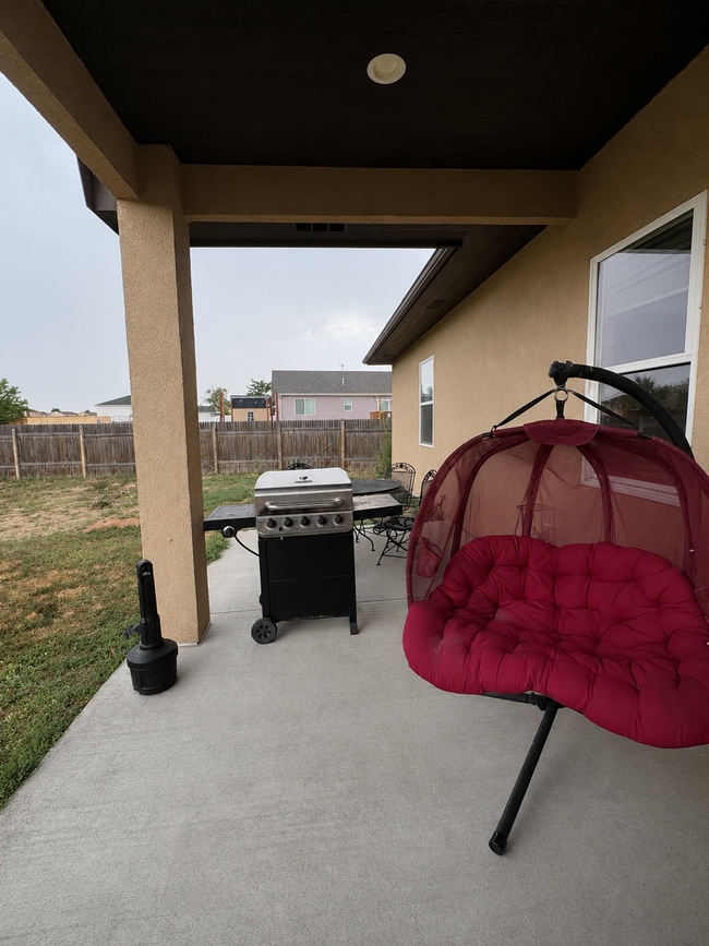 Photo - 102 E Arvada Dr