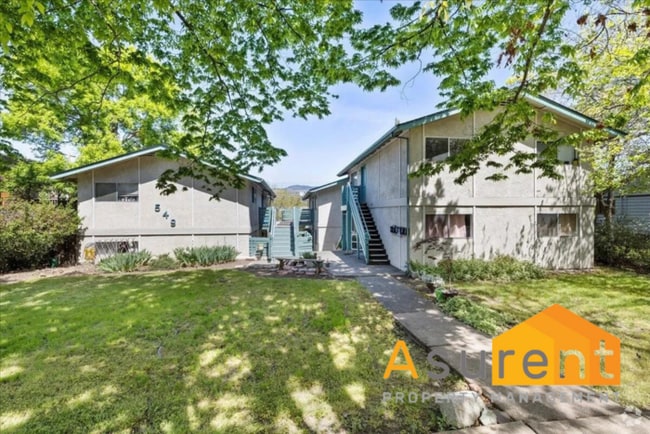 Building Photo - Bright & Spacious 2-Bedroom Apartment in A...