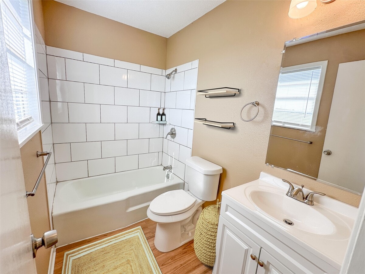 Photo - 105 Heatonville Dr Unit 5