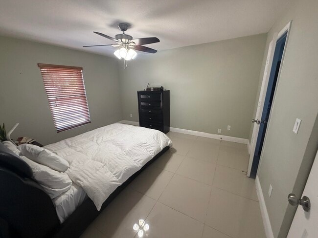 Photo - 5928 Papaya Rd