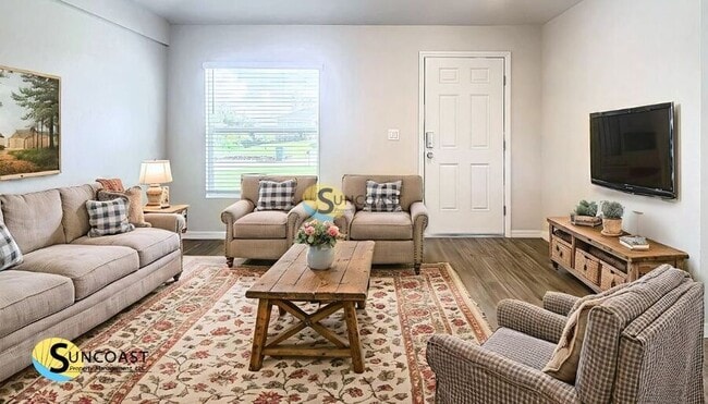 Photo - 10484 Pendleton Ave