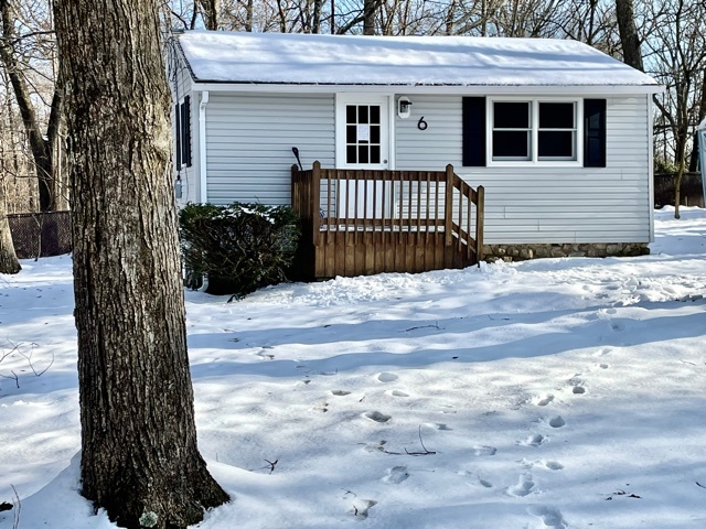 Adorable all new home - 6 Jennings Rd House