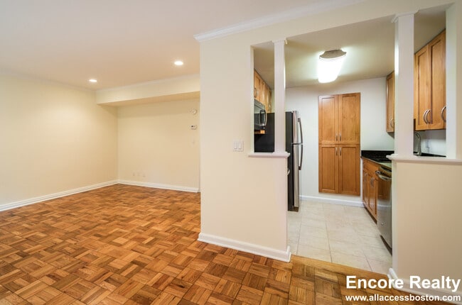 46 Gerry Rd