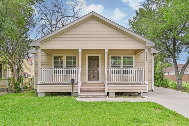 Building Photo - 10633 Flaxman St