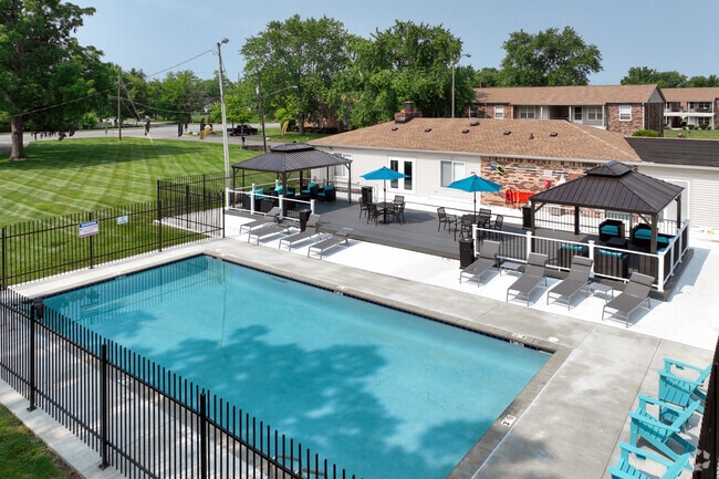 Building Photo - The Sycamores Rental