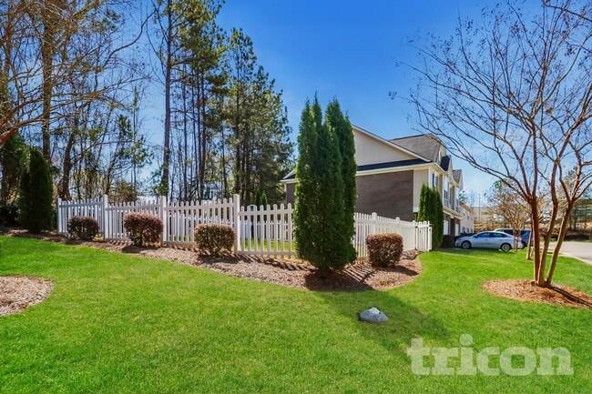 Photo - 2062 Aragon Lane