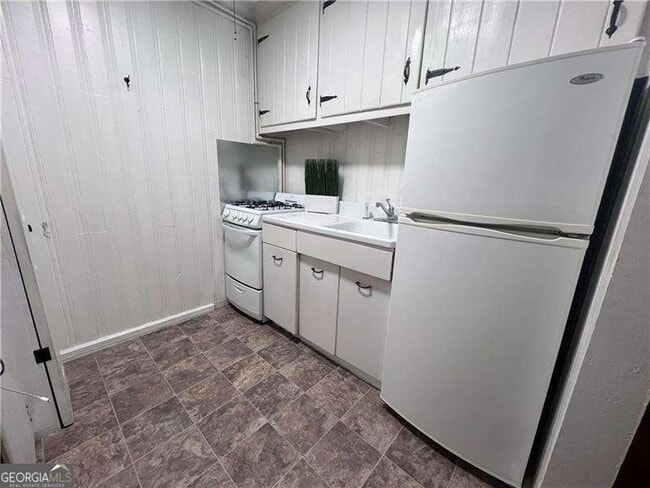 Photo - 855 Charles Allen Dr NE Unidad A