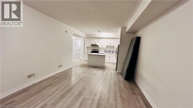 Photo - 142 Foamflower Pl