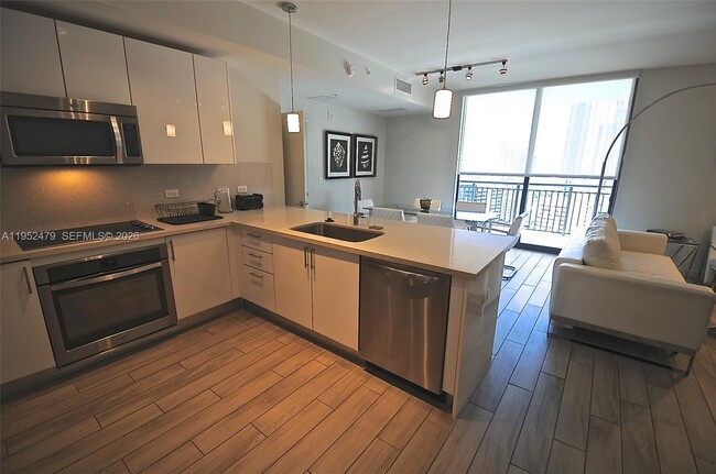 Photo - 999 SW 1st Ave Unidad 2802