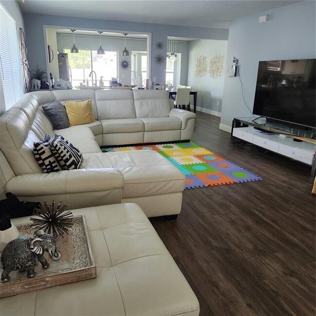 Photo - 5705 Tanagergrove Way