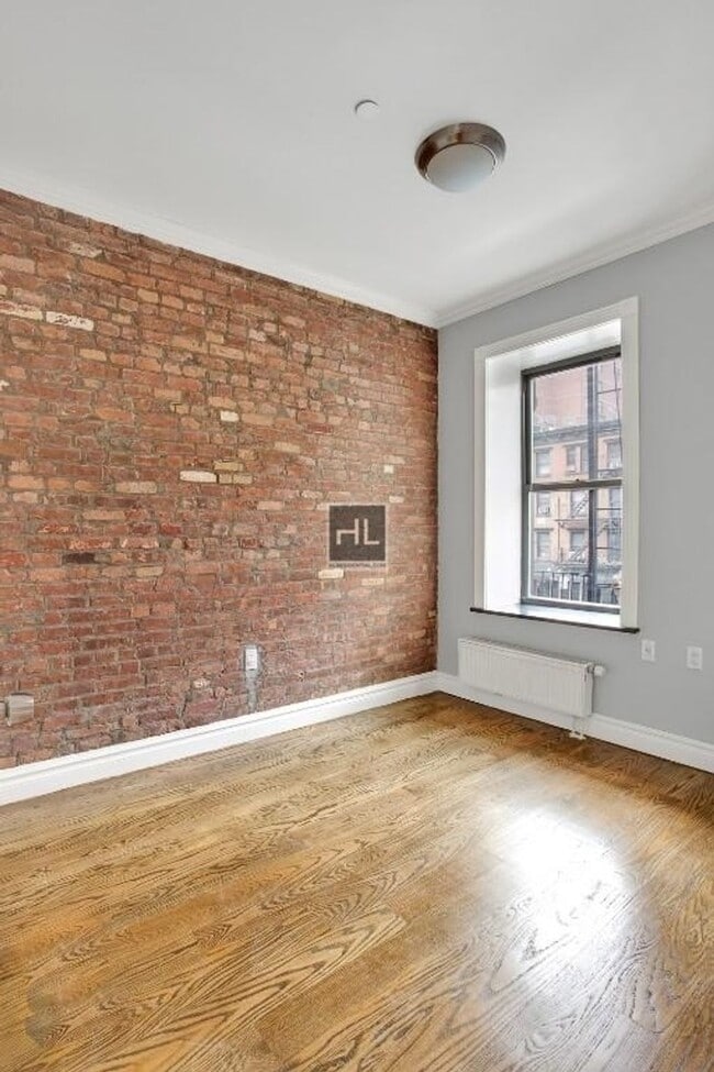 Photo - E 13TH ST. Unit 3H