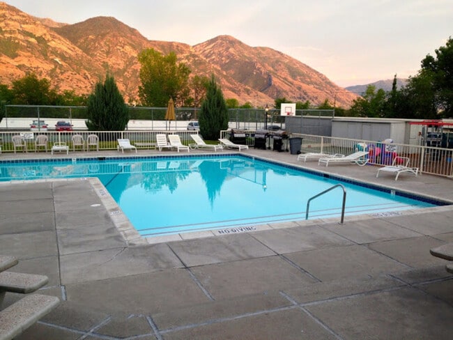 Photo - 1788 Willowbrook Dr Unidad Right