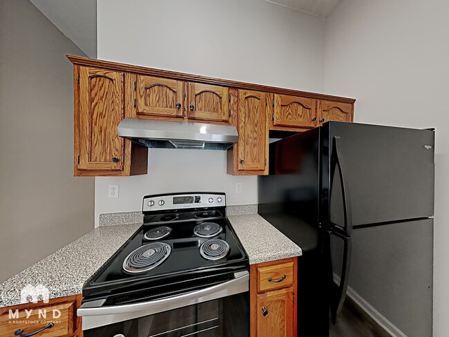 Photo - 5612 Kaitlyn Dr W