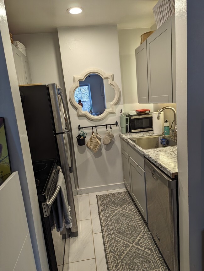 Photo - 765 Tremont St Unidad 4A