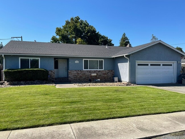 Building Photo - Beautiful 3 Bedroom 2 Bathroom 1835 sq ft ... Rental
