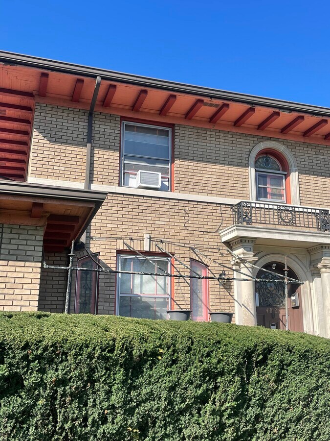 Photo - 1192 Overlook Ave